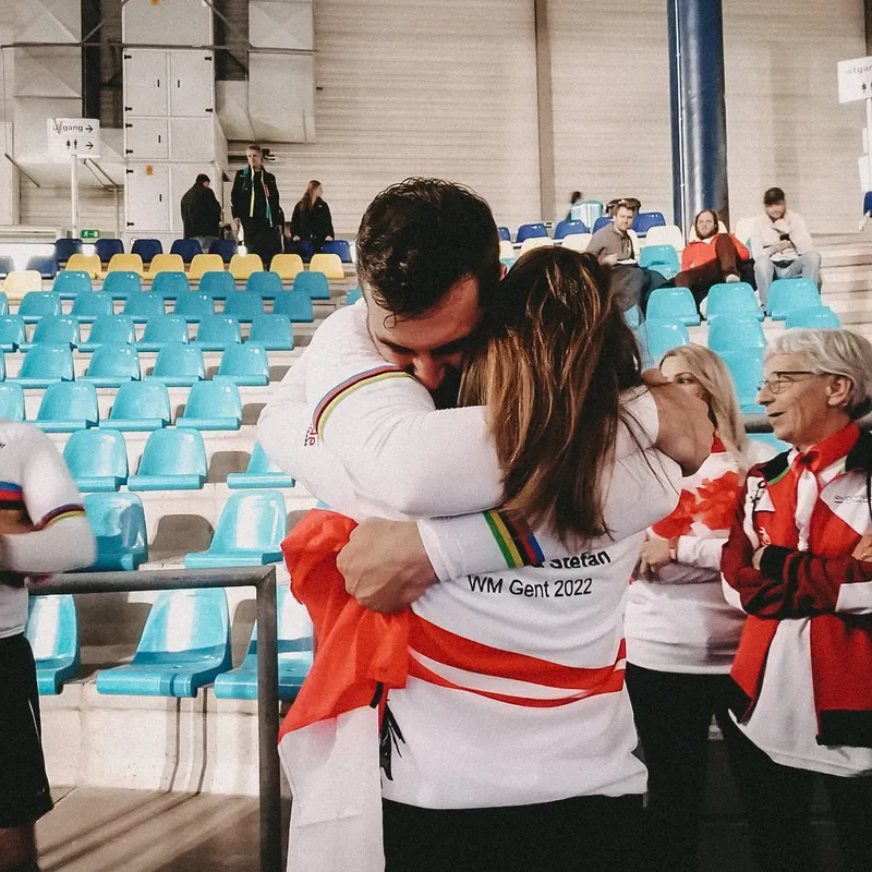 51750601 3275 49be 9d27 d9367bb99ba8